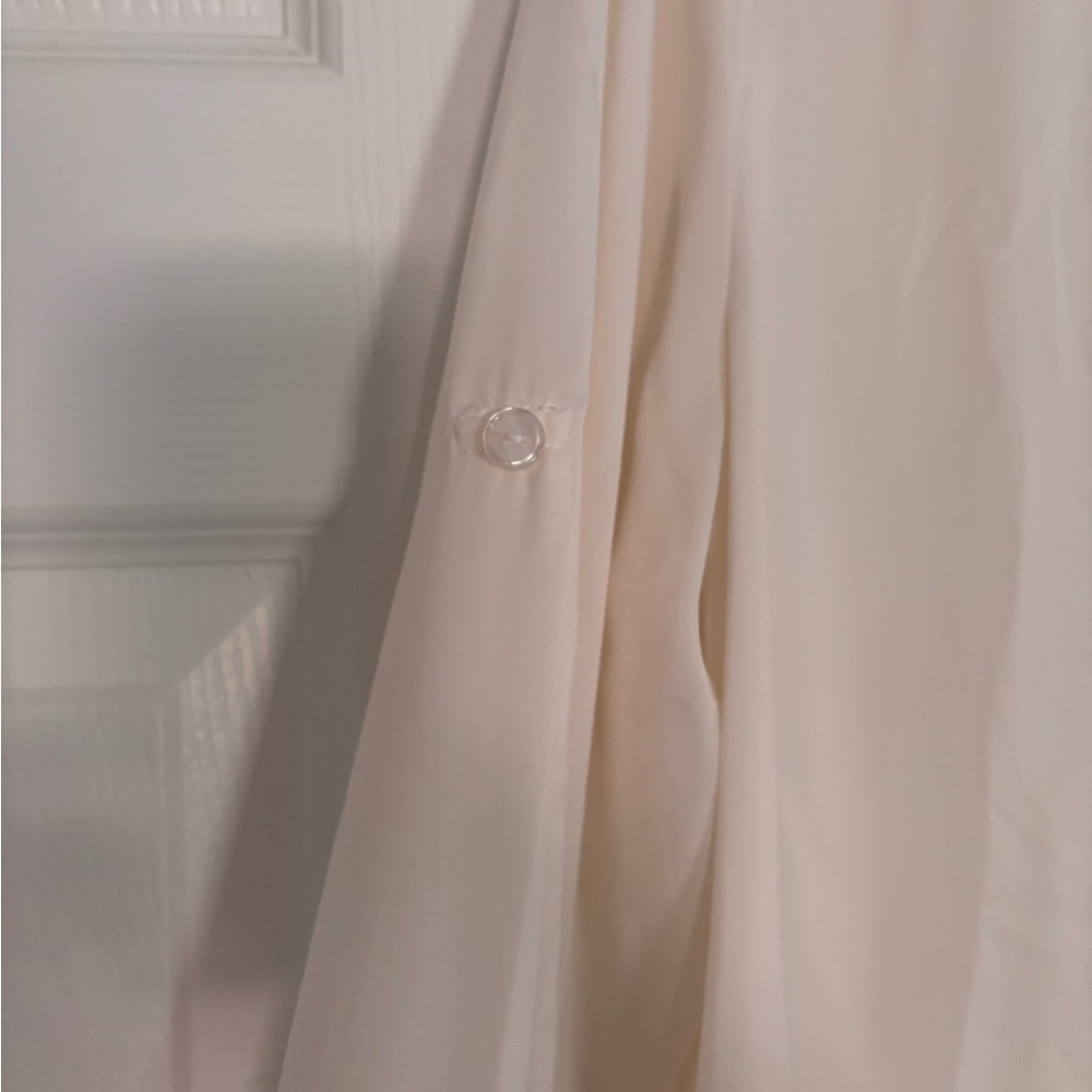 Summersalt Cream Button-Up swim cover up - very flattering ✨ - Picture 5 of 6